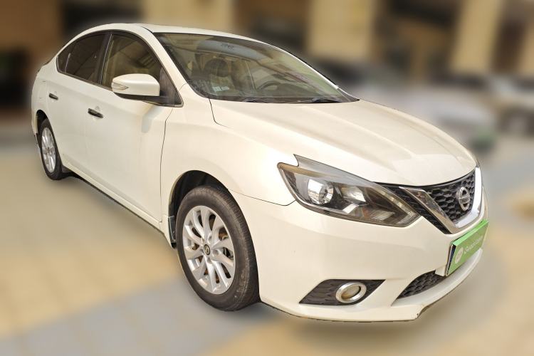Used Nissan Sylphy 2016 1.6XV CVT Smart Enjoyment Version Front Right 45 Deg
