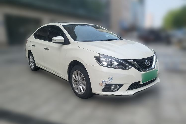 Used Nissan Sylphy 2016 1.6 XL CVT Deluxe Edition Front Right 45 Deg
