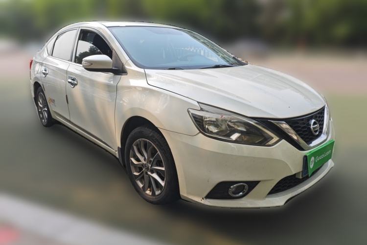 Used Nissan Sylphy 2016 1.6 XL CVT Deluxe Edition Front Right 45 Deg