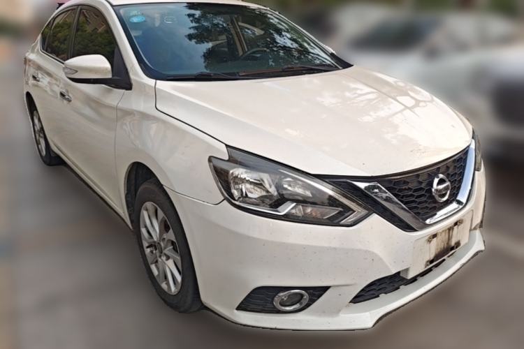 Used Nissan Sylphy 2016 1.6 XL CVT Deluxe Edition Front Right 45 Deg