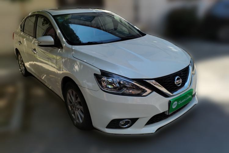 Used Nissan Sylphy 2016 1.6 XL Manual Luxury Edition Front Right 45 Deg