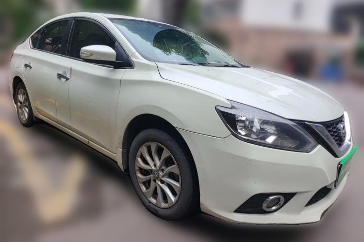 Used Nissan Sylphy 2016 1.6 XL CVT Luxury Edition Front Right 45 Deg
