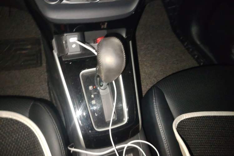 Used Nissan Sylphy 2016 1.6XV CVT Smart Enjoyment Version Gear Lever