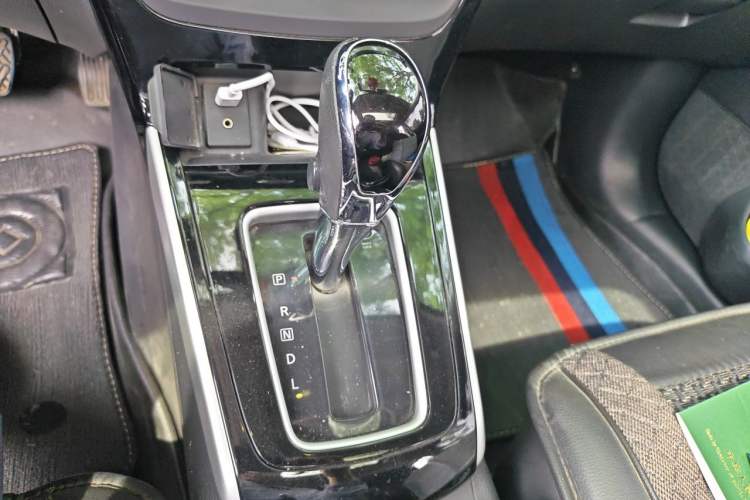 Used Nissan Sylphy 2016 1.6XV CVT Smart Enjoyment Version Gear Lever