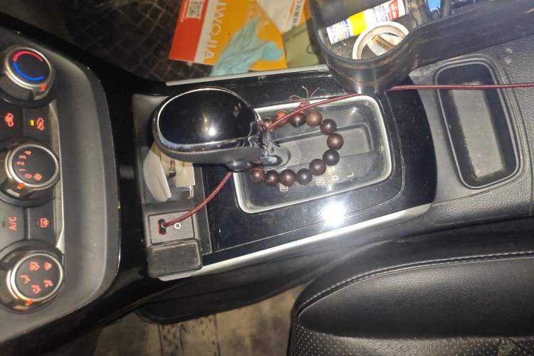 Used Nissan Sylphy 2016 1.6XV CVT Smart Enjoyment Version Gear Lever
