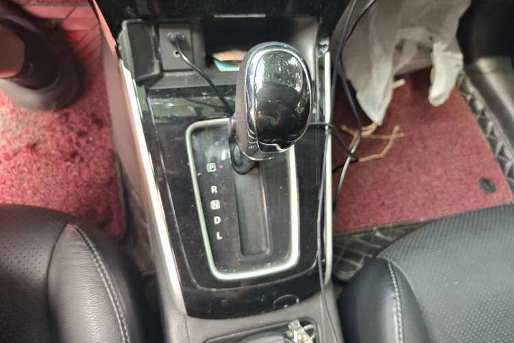 Used Nissan Sylphy 2016 1.6XV CVT Smart Enjoyment Version Gear Lever