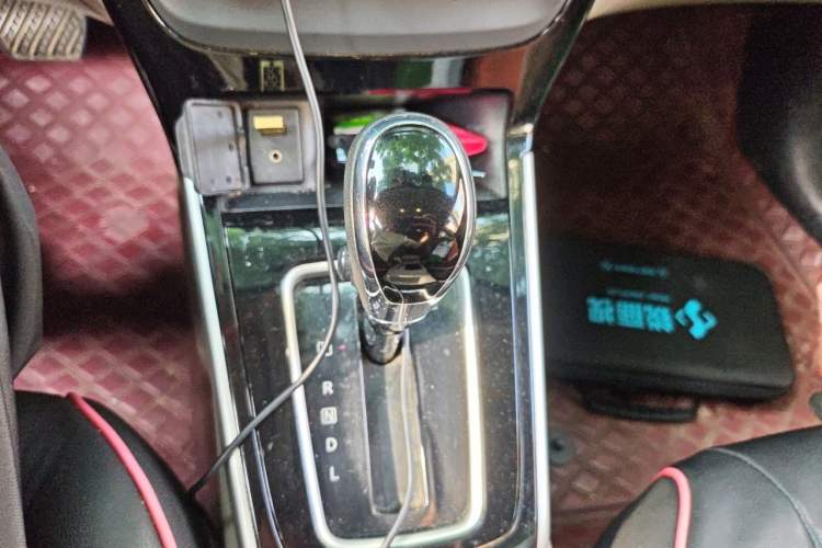 Used Nissan Sylphy 2016 1.6XV CVT Smart Enjoyment Version Gear Lever