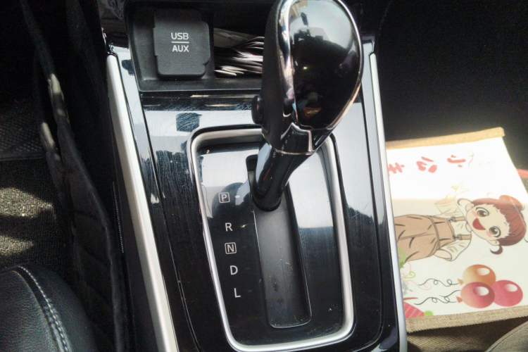 Used Nissan Sylphy 2016 1.6 XL CVT Deluxe Edition Gear Lever