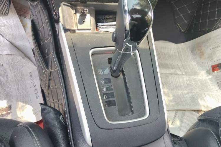 Used Nissan Sylphy 2016 1.6 XL CVT Luxury Edition Gear Lever