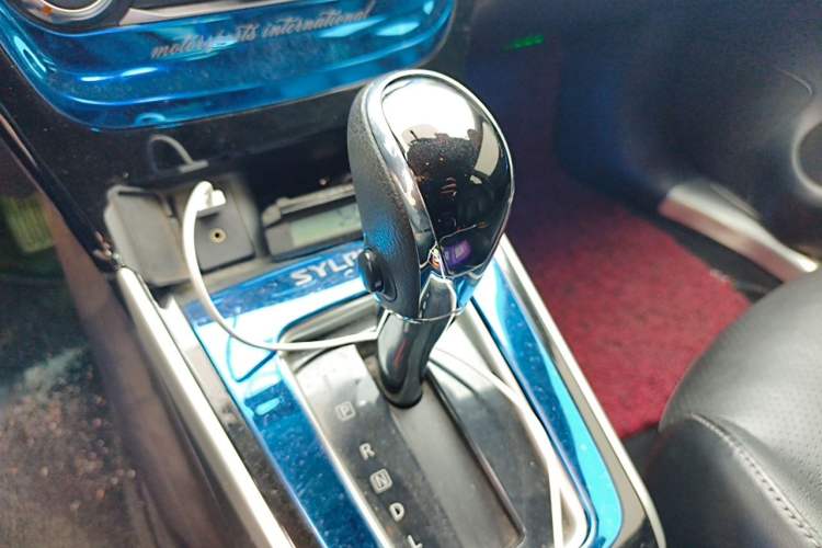 Used Nissan Sylphy 2016 1.6 XL CVT Deluxe Edition Gear Lever