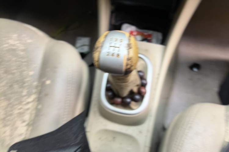 Used Nissan Sylphy 2016 Classic 1.6XE Manual Comfort Edition Gear Lever