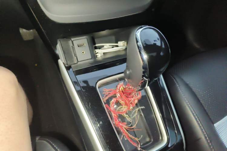 Used Nissan Sylphy 2016 1.6XV CVT Smart Enjoyment Version Gear Lever