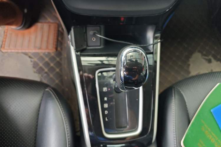Used Nissan Sylphy 2016 1.6XV CVT Smart Enjoyment Version Gear Lever