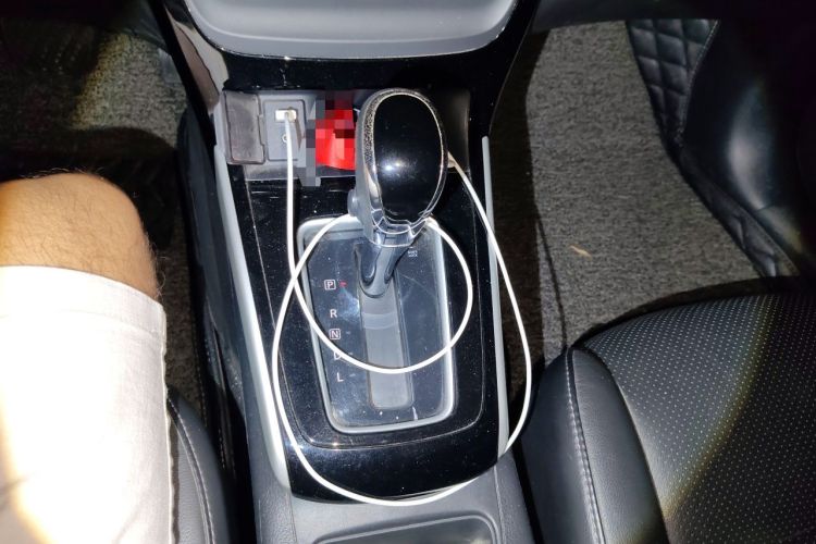 Used Nissan Sylphy 2016 1.6 XL CVT Deluxe Edition Gear Lever