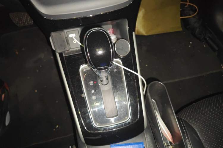 Used Nissan Sylphy 2016 1.6 XL CVT Deluxe Edition Gear Lever
