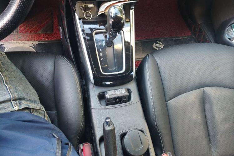 Used Nissan Sylphy 2016 1.6 XL CVT Luxury Edition Gear Lever