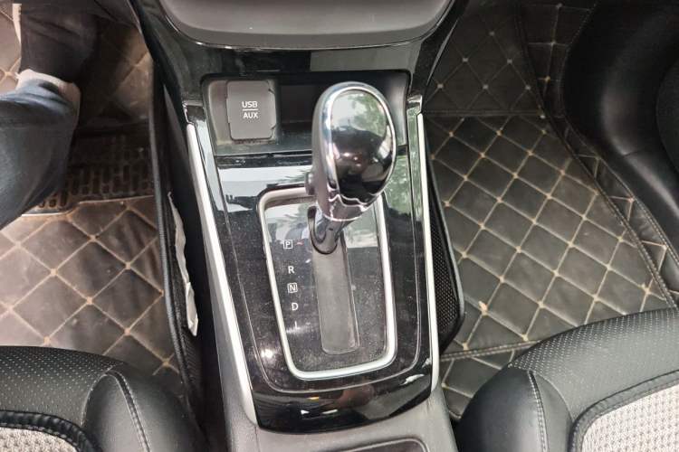 Used Nissan Sylphy 2016 1.6XV CVT Smart Enjoyment Version Gear Lever