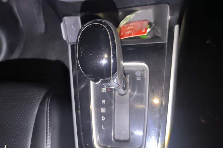 Used Nissan Sylphy 2016 1.6XV CVT Smart Enjoyment Version Gear Lever