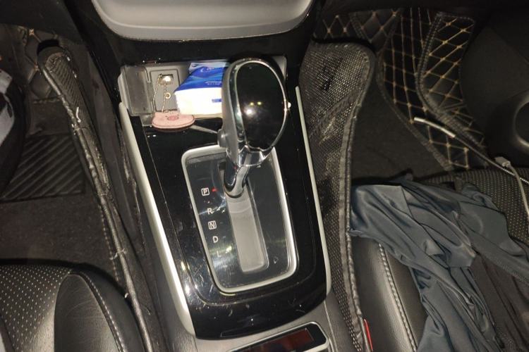 Used Nissan Sylphy 2016 1.6 XL CVT Luxury Edition Gear Lever