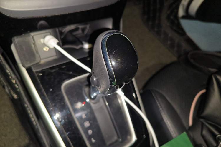 Used Nissan Sylphy 2016 1.6XV CVT Smart Enjoyment Version Gear Lever