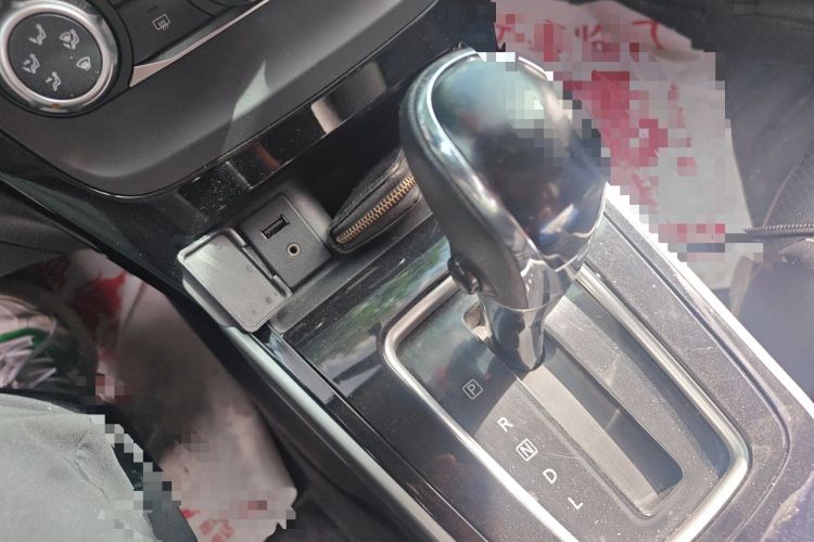 Used Nissan Sylphy 2016 1.6 XL CVT Deluxe Edition Gear Lever