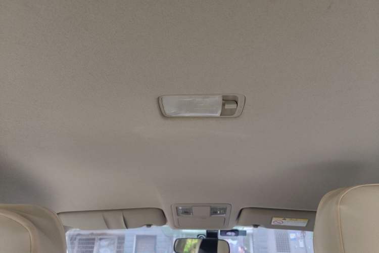 Used Nissan Sylphy 2016 Classic 1.6XE Manual Comfort Edition Headliner