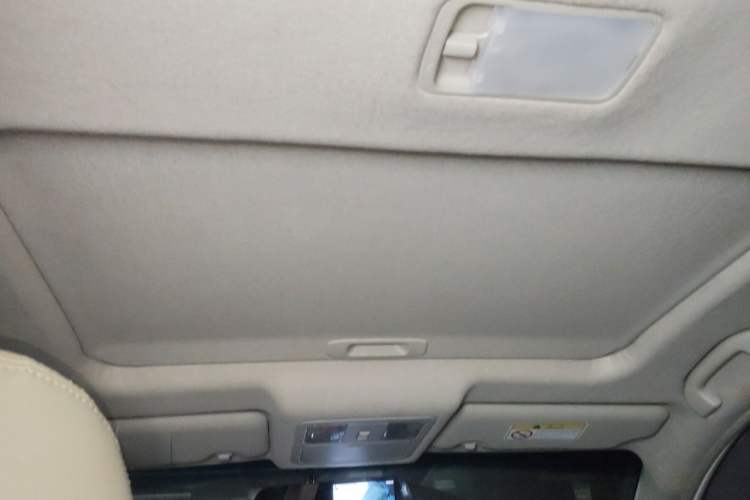 Used Nissan Sylphy 2016 Classic 1.6XE Automatic Leading Edition Headliner