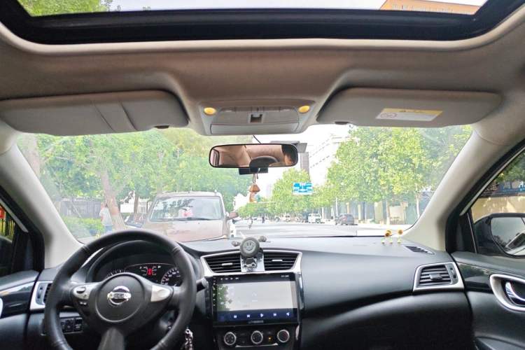 Used Nissan Sylphy 2016 1.6 XL Manual Luxury Edition Headliner