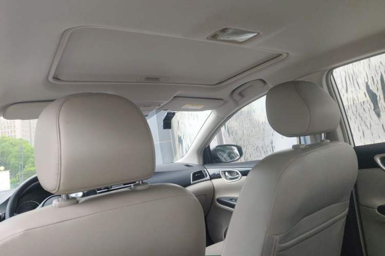 Used Nissan Sylphy 2016 1.6 XL CVT Deluxe Edition Headliner