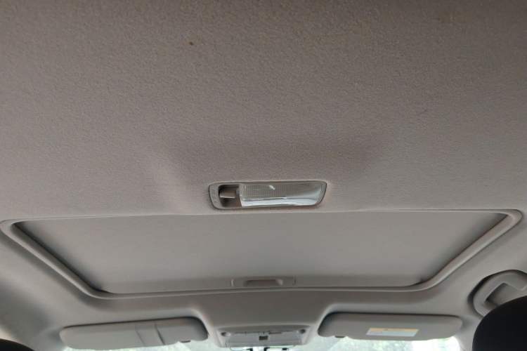 Used Nissan Sylphy 2016 1.6 XL Manual Luxury Edition Headliner