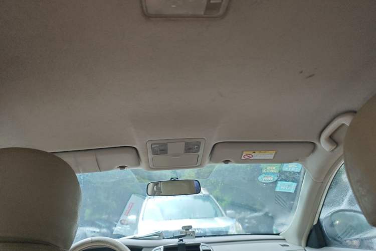 Used Nissan Sylphy 2016 Classic 1.6XE Manual Comfort Edition Headliner