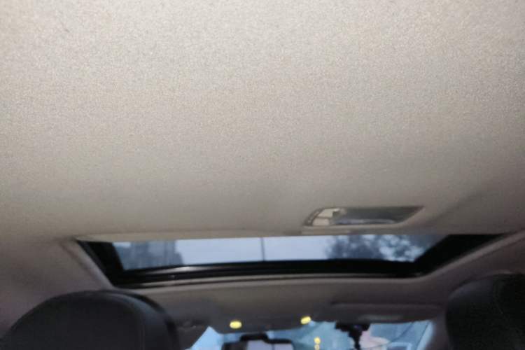 Used Nissan Sylphy 2016 1.6XV CVT Smart Enjoyment Version Headliner