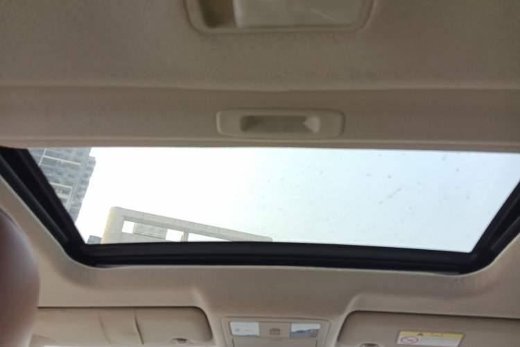 Used Nissan Sylphy 2016 Classic 1.6XE Automatic Leading Edition Headliner