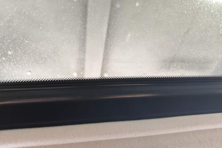 Used Nissan Sylphy 2016 1.6XV CVT Smart Enjoyment Version Headliner