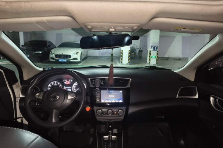 Used Nissan Sylphy 2016 1.6 XL CVT Deluxe Edition Headliner