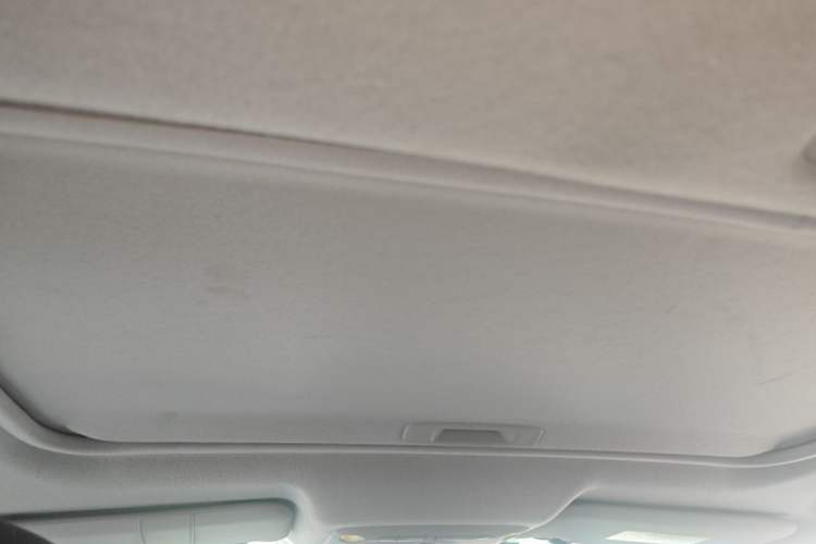 Used Nissan Sylphy 2016 1.6XV CVT Smart Enjoyment Version Headliner