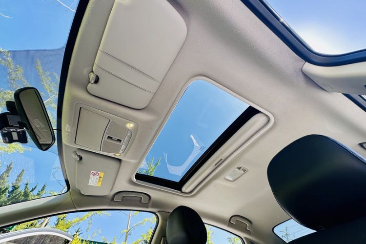 Used Nissan Sylphy 2016 1.6 XL CVT Deluxe Edition Headliner