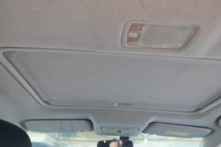 Used Nissan Sylphy 2016 1.6XV CVT Smart Enjoyment Version Headliner
