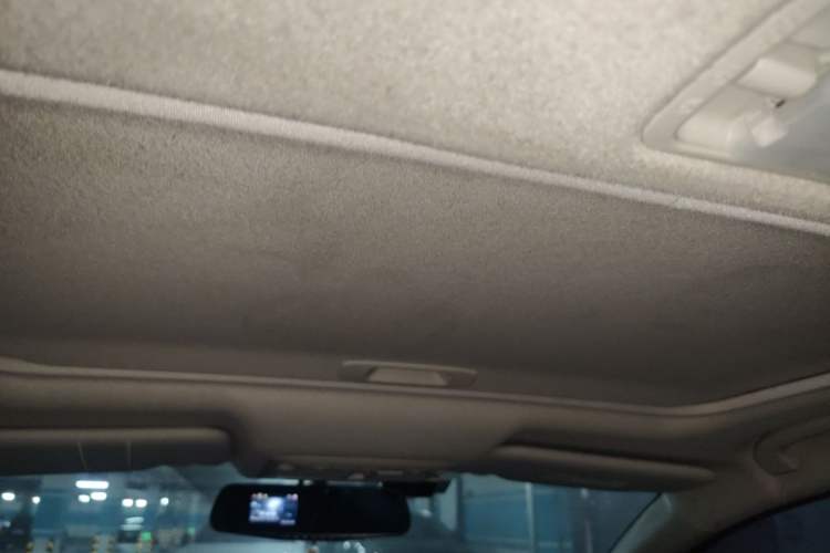 Used Nissan Sylphy 2016 1.6XV CVT Smart Enjoyment Version Headliner