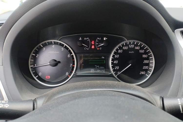 Used Nissan Sylphy 2016 1.6 XL CVT Deluxe Edition Instrument Cluster