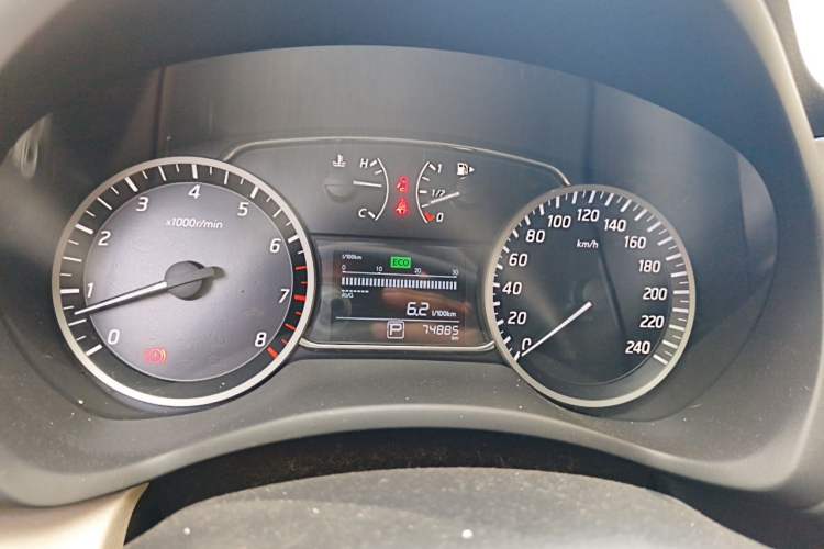 Used Nissan Sylphy 2016 1.6 XL CVT Deluxe Edition Instrument Cluster