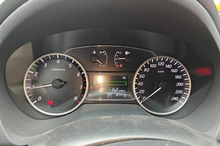 Used Nissan Sylphy 2016 1.6 XL CVT Luxury Edition Instrument Cluster