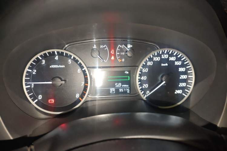 Used Nissan Sylphy 2016 1.6 XL CVT Luxury Edition Instrument Cluster