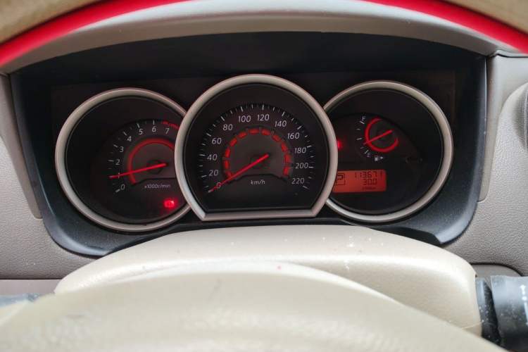 Used Nissan Sylphy 2016 Classic 1.6XE Automatic Leading Edition Instrument Cluster