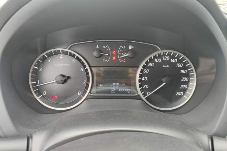Used Nissan Sylphy 2016 1.6 XL CVT Luxury Edition Instrument Cluster
