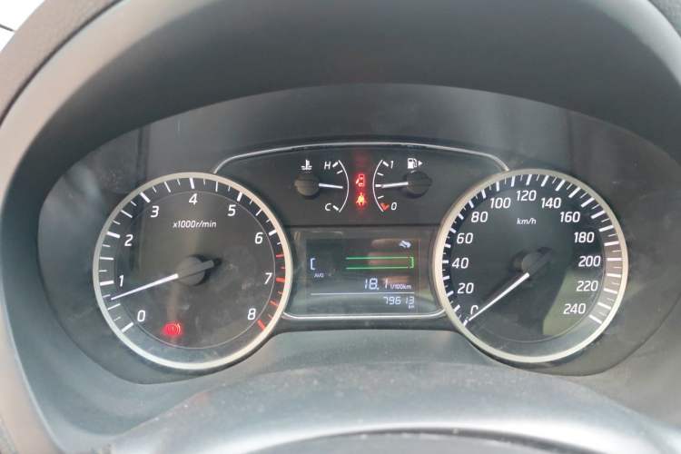 Used Nissan Sylphy 2016 1.6 XL Manual Luxury Edition Instrument Cluster