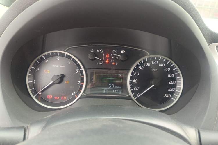 Used Nissan Sylphy 2016 1.6 XL CVT Luxury Edition Instrument Cluster