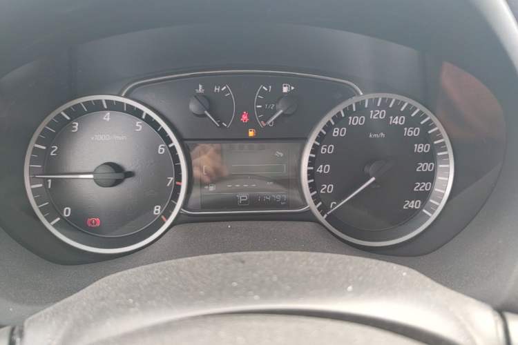Used Nissan Sylphy 2016 1.6 XL CVT Deluxe Edition Instrument Cluster