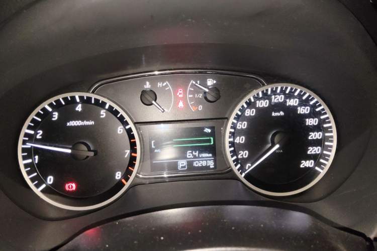 Used Nissan Sylphy 2016 1.6 XL CVT Luxury Edition Instrument Cluster