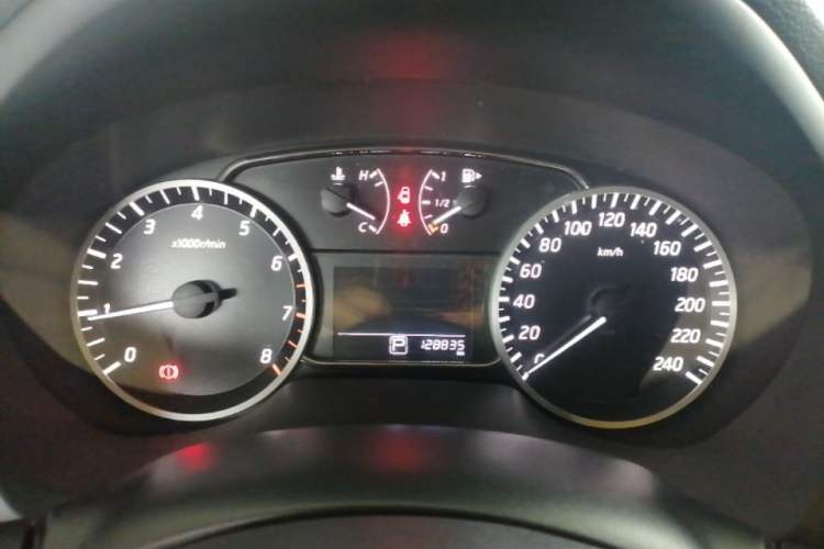 Used Nissan Sylphy 2016 1.6 XL CVT Deluxe Edition Instrument Cluster